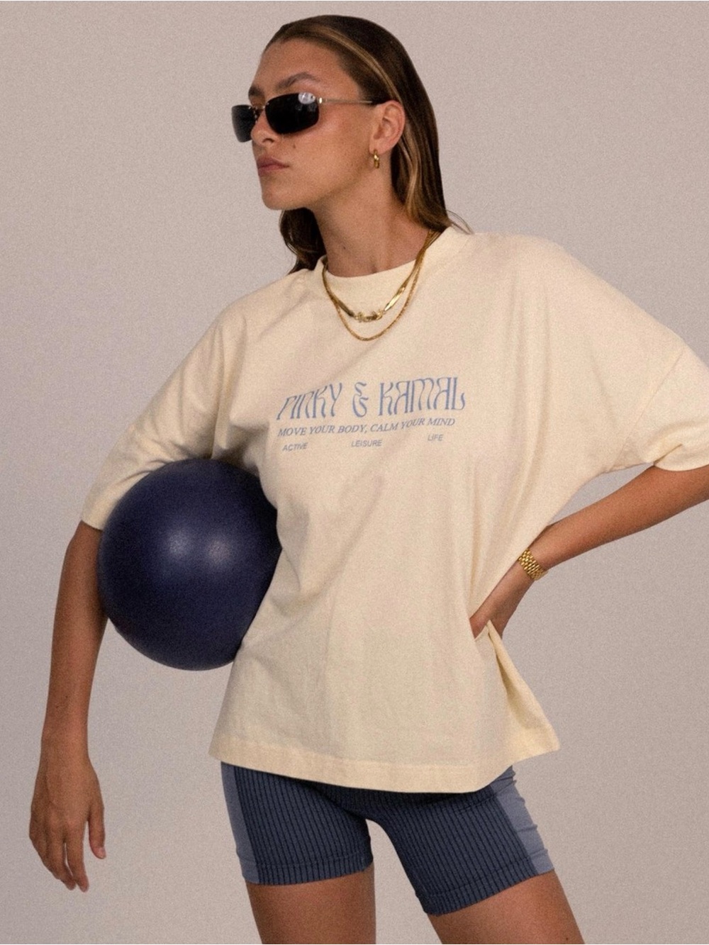 Cream Graphic Short Sleeve Tee - Casual Oversized Fit